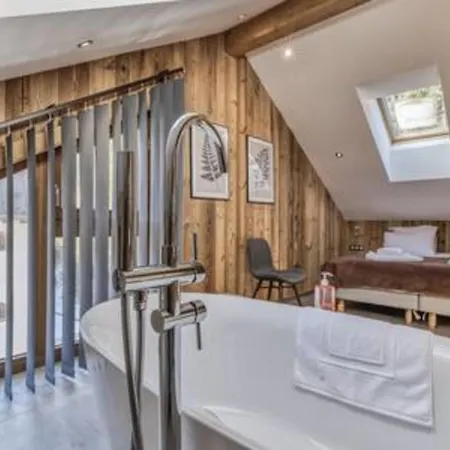 A Stunning Duplex Flat Near The Grands Montets * Chamonix