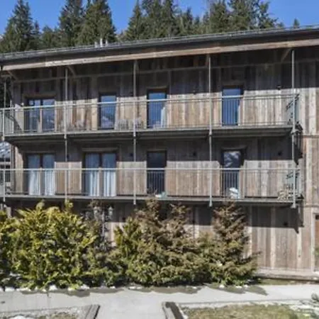 A Stunning Duplex Flat Near The Grands Montets Chamonix